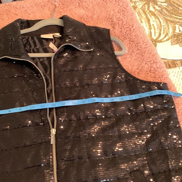 Chico’s XL Sequined Vest In EUC - Picture 4 of 6